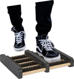 SchoneSchoen Voetveger - Voetenveger - Laarzenborstel - Borstelmat - Schoenenborstel - Laarzenrek 9 SchoneSchoen Voetveger - Voetenveger - Laarzenborstel - Borstelmat - Schoenenborstel - Laarzenrek -Gardena Verkoopwinkel 1115x1200 3