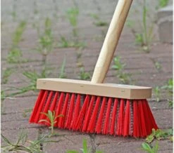 Synx Tools Harde Bezem Rood- Tuinbezem -Nylon - 30 Cm - Straatbezem - Bezems - Besem Veger - Buiten Bezem Met Steel 150 Cm - Schoonmaakartikelen - Schrobborstels -Gardena Verkoopwinkel 1200x1057 1