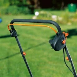 GARDENA EVC 1000 Verticuteermachine - Werkbreedte 30 Cm - Werkgebied 600m2 17 GARDENA EVC 1000 Verticuteermachine - Werkbreedte 30 Cm - Werkgebied 600m2 -Gardena Verkoopwinkel 1200x1200 344