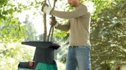 Bosch AXT 25 D Hakselaar - 2500 W - 175 Kg/h -Gardena Verkoopwinkel 1200x671