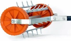 FUXTEC Gazonbeluchter / Verticuteerroller FX-RL400 -Gardena Verkoopwinkel 1200x697