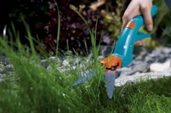 GARDENA Classic Grasschaar - Draaibaar 360° -Gardena Verkoopwinkel 1200x798 7