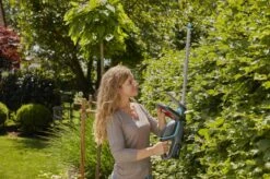 GARDENA - ComfortCut 50/18V-P4A Ready-To-Use Set - Heggenschaar -Gardena Verkoopwinkel 1200x799 114