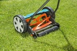 GARDENA Kooimesmaaier 330 Grasmaaier - Maaibreedte 33 Cm - Gazons Tot Ca. 150 M² -Gardena Verkoopwinkel 1200x799 148