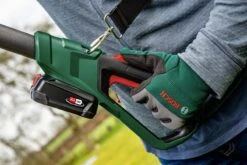 Bosch UniversalHedgePole 18 Heggenschaar Op Steel - Met 18 V Accu En Lader -Gardena Verkoopwinkel 1200x800 140