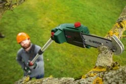 Bosch UniversalHedgePole 18 Heggenschaar Op Steel - Met 18 V Accu En Lader -Gardena Verkoopwinkel 1200x800 142