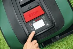 Bosch Indego XS 300 Robotmaaier - Maaibreedte 19 Cm - Voor Gazons Tot 300 M2 17 Bosch Indego XS 300 Robotmaaier - Maaibreedte 19 Cm - Voor Gazons Tot 300 M2 -Gardena Verkoopwinkel 1200x800 276