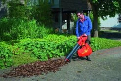 WOLF-Garten Elektrische Bladblazer LBV 2600 E - Motor 2600 Watt - Opvangzak 50 Liter - Reductie Ratio 10:1 20 WOLF-Garten Elektrische Bladblazer LBV 2600 E - Motor 2600 Watt - Opvangzak 50 Liter - Reductie Ratio 10:1 -Gardena Verkoopwinkel 1200x800 4