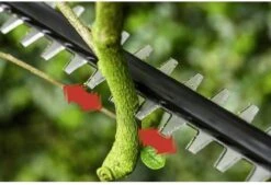 Bosch UniversalHedgePole 18 Heggenschaar Op Steel - Met 18 V Accu En Lader -Gardena Verkoopwinkel 1200x823