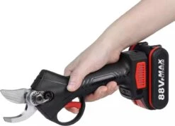 Accu Snoeischaar-88 VOLT-9000 MAh-COMPLETE SET-Professioneel-Hovenier-Tuinman 12 Accu Snoeischaar-88 VOLT-9000 MAh-COMPLETE SET-Professioneel-Hovenier-Tuinman -Gardena Verkoopwinkel 1200x870 2