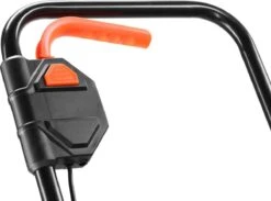 FUXTEC Grasmaaier Accu 40V (2x 20V) - Set Met Batterij (2x 2Ah) En Lader (2.4A Dubbellader) 19 FUXTEC Grasmaaier Accu 40V (2x 20V) - Set Met Batterij (2x 2Ah) En Lader (2.4A Dubbellader) -Gardena Verkoopwinkel 1200x888 2