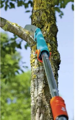 GARDENA Combi System Snoeizaag 300 PP Takkenzaag - Meslengte 325 Mm 25 Jaar Garantie 13 GARDENA Combi System Snoeizaag 300 PP Takkenzaag - Meslengte 325 Mm 25 Jaar Garantie -Gardena Verkoopwinkel 748x1200 2