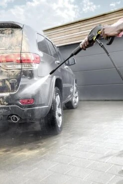 Kärcher K2 Compact Car Hogedrukreiniger - 110 Bar - 20 M² Per Uur 19 Kärcher K2 Compact Car Hogedrukreiniger - 110 Bar - 20 M² Per Uur -Gardena Verkoopwinkel 799x1200 22