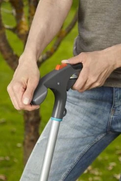 GARDENA Comfort Grasschaar - Op Steel -Gardena Verkoopwinkel 799x1200 32