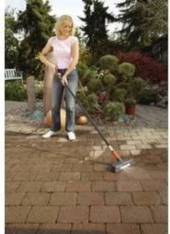 GARDENA Cleansystem Comfort Schrobber - Reinigen Van Paden - Terras - Oprit 16 GARDENA Cleansystem Comfort Schrobber - Reinigen Van Paden - Terras - Oprit -Gardena Verkoopwinkel 873x1200 1